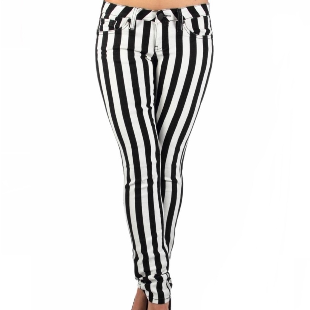 Fashion2Love 13/14 black and white striped jeans